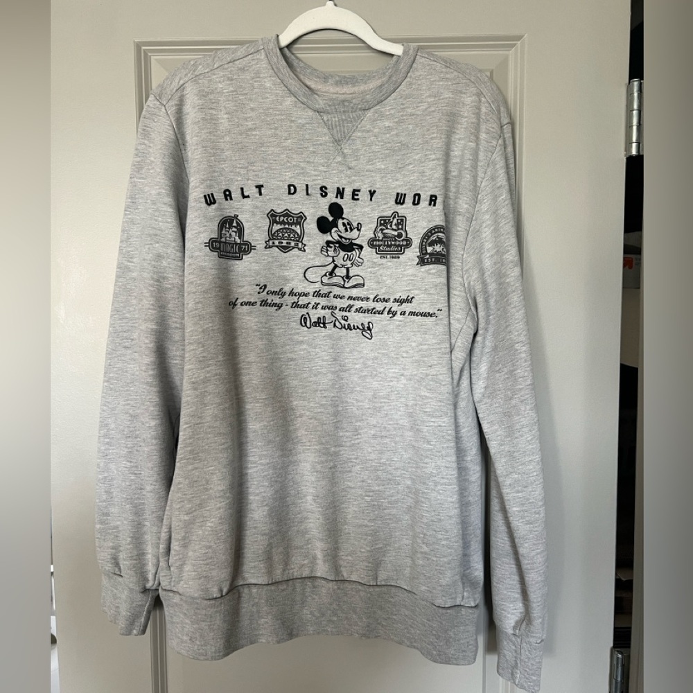 Walt Disney World Pullover